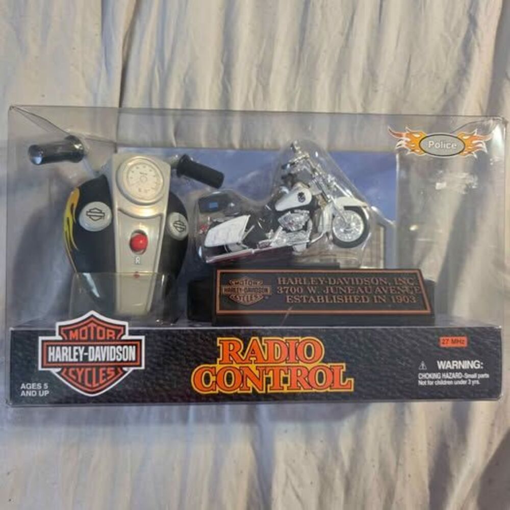 Harley-Davidson Radio Control Police Motorcycle